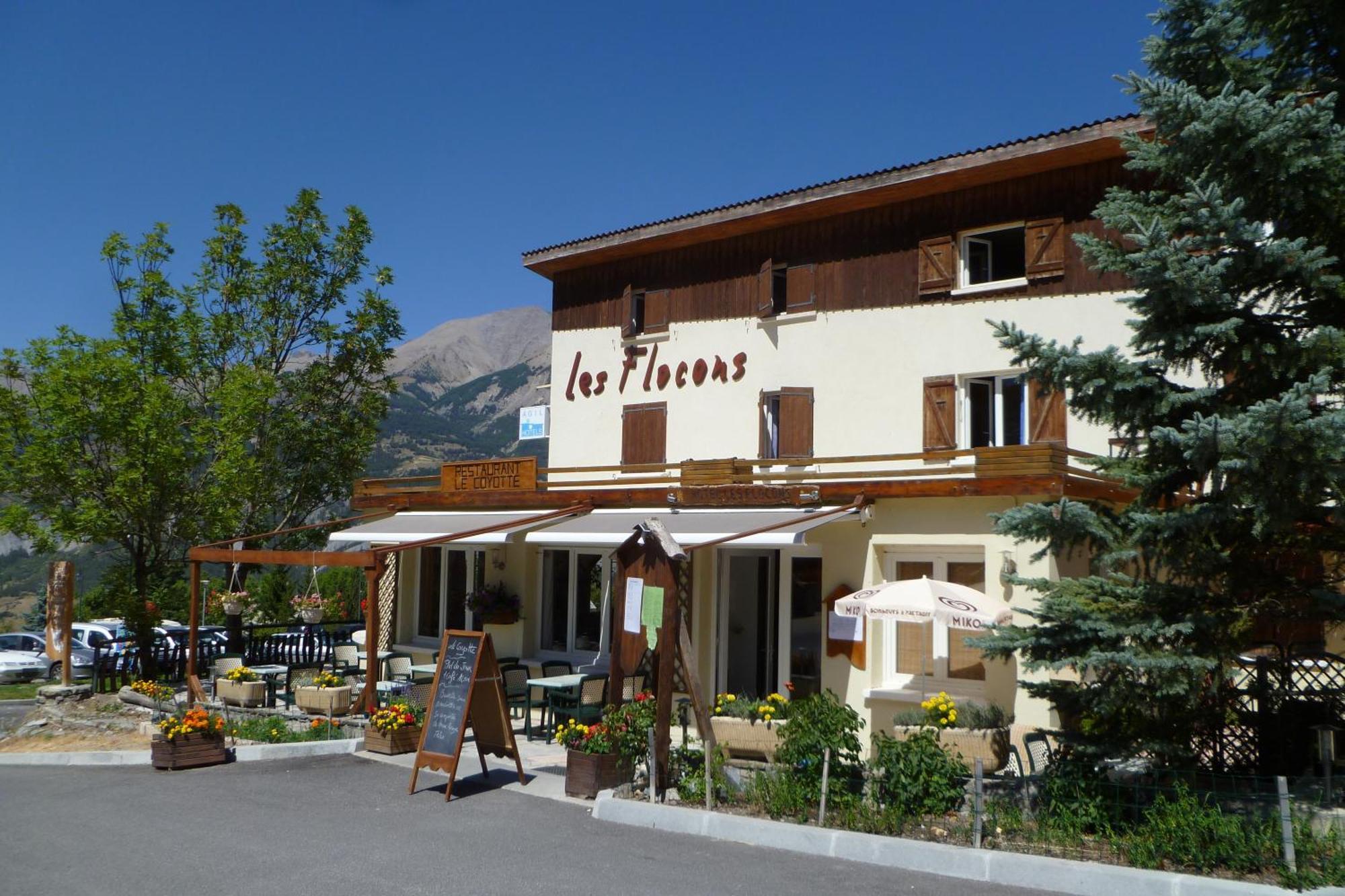 Hotel Les Flocons Le Sauze Buitenkant foto
